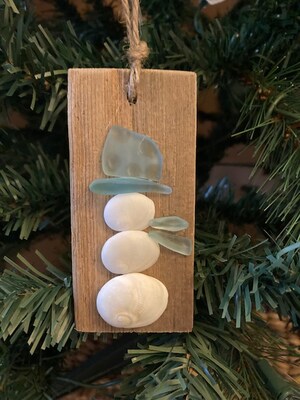 Driftwood Holiday Snowman Sea Shell Ornaments | Faux Seaglass | Cute Holiday Gift Tags | Simple Thank You Gift | Happy Colorful Beach Art - image6